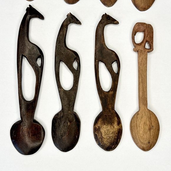 8 Wooden animal Carved Spoons Safari Animals Hand Carved Giraffe Elephant - Picture 5 of 10